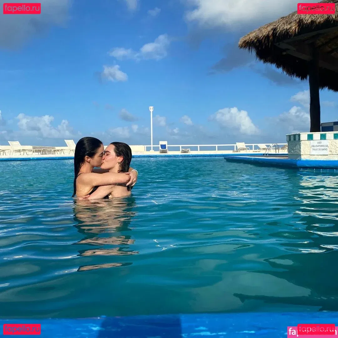 Adelaide Kane Onlyfans Photo Gallery 