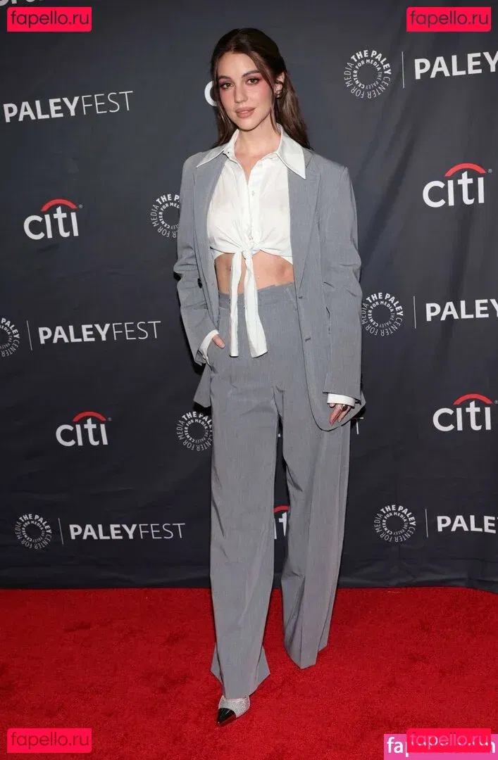 Adelaide Kane Onlyfans Photo Gallery 