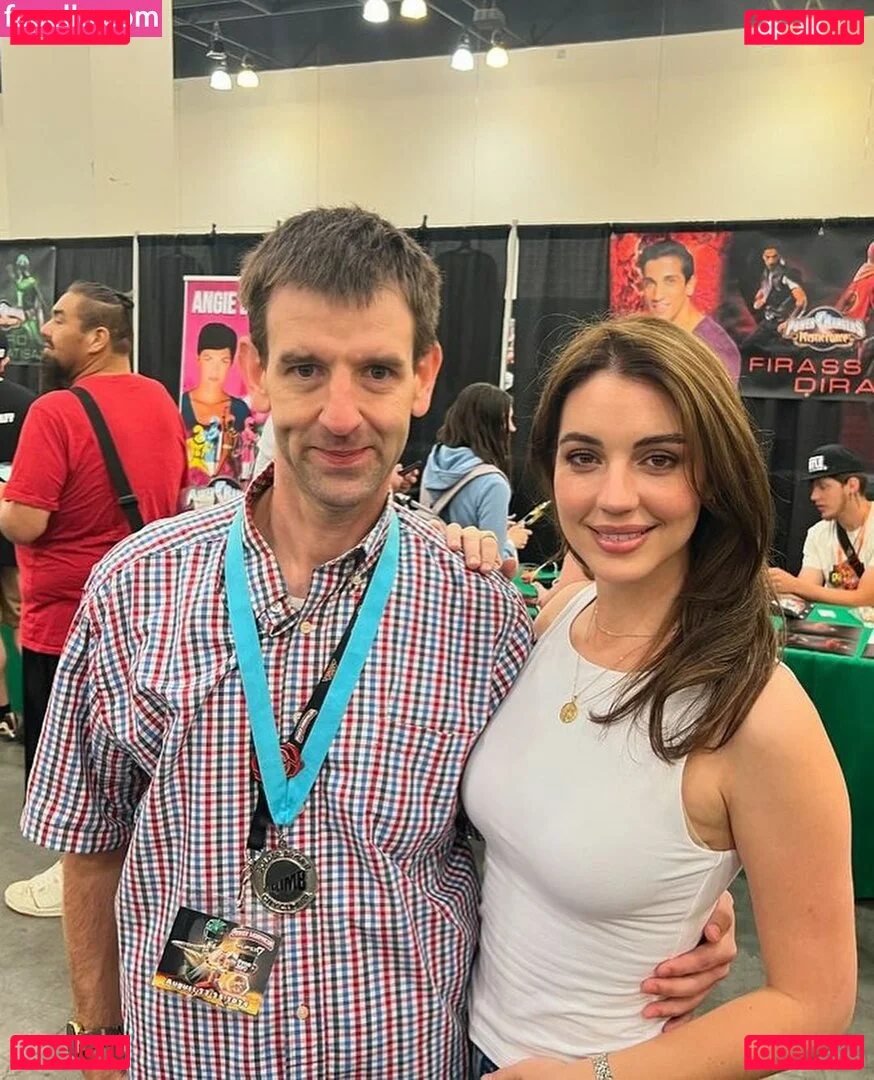 Adelaide Kane Onlyfans Photo Gallery 