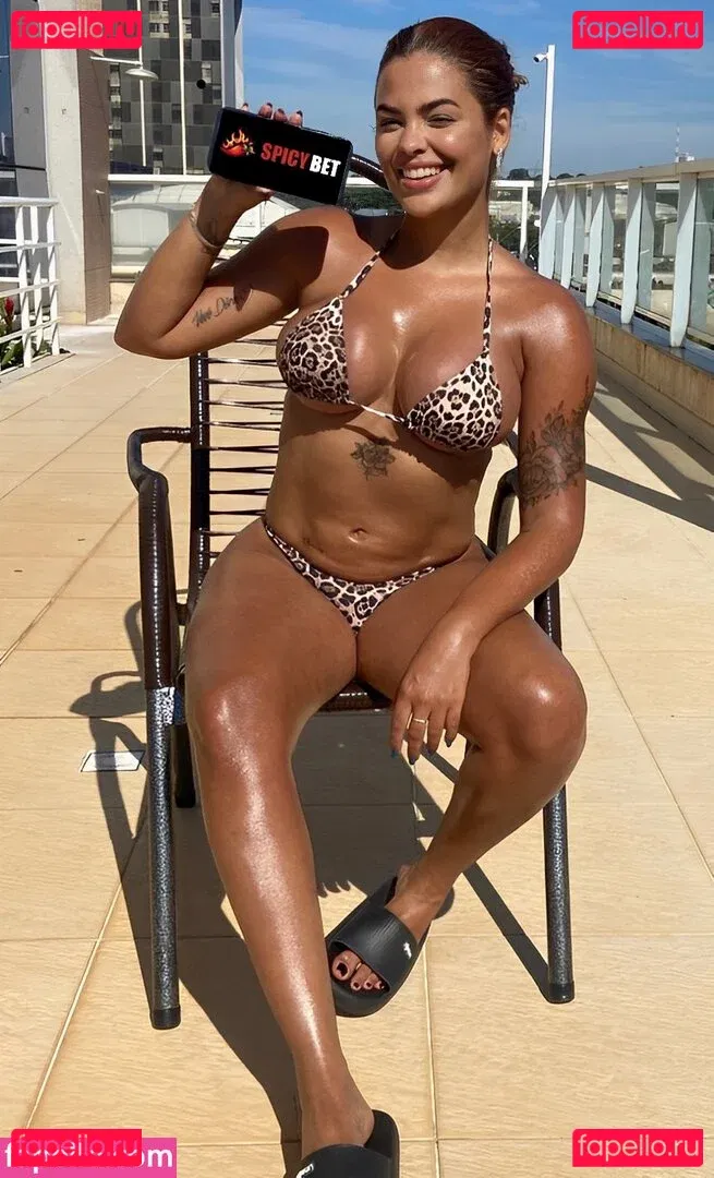 Paula Freitas Onlyfans Photo Gallery 