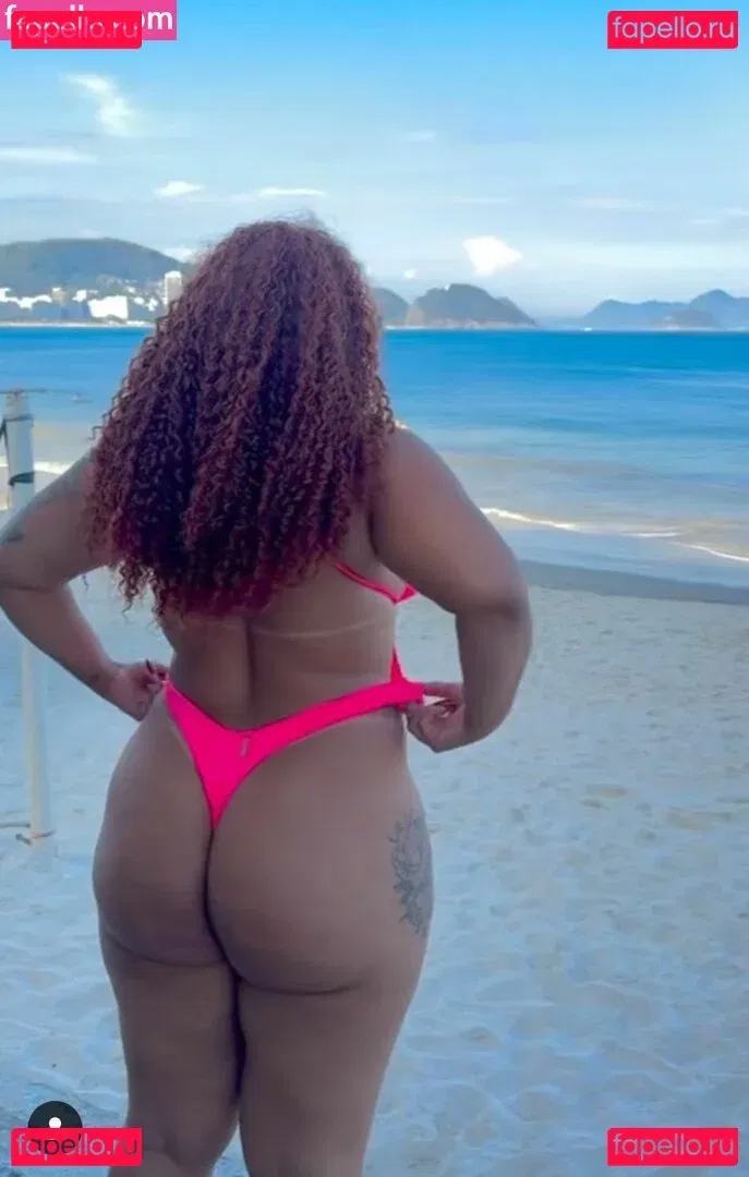 Alicia Carvalho Onlyfans Photo Gallery 