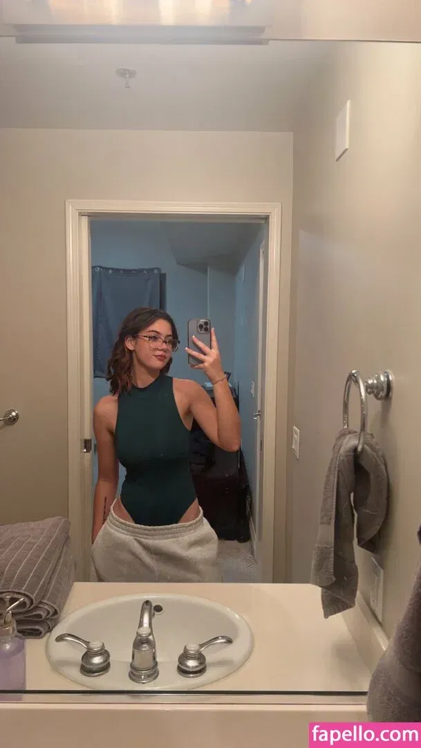 Ellie Nova Onlyfans Photo Gallery 