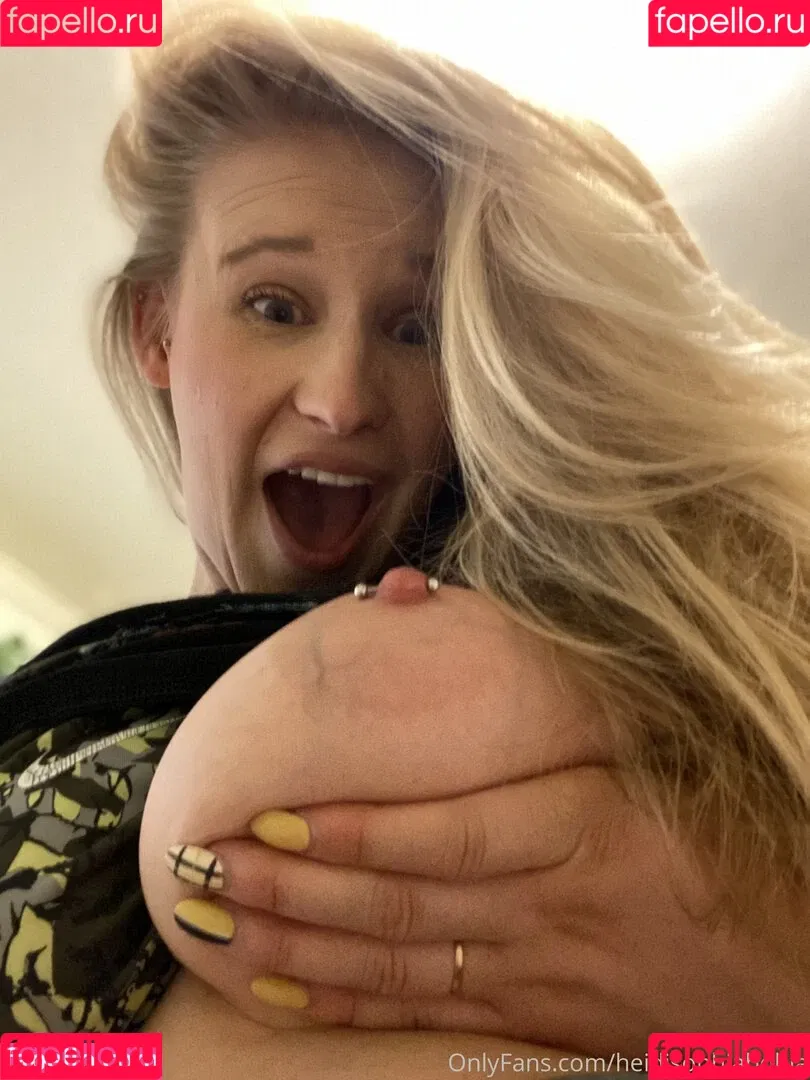 Heidisophiabobia Onlyfans Photo Gallery 
