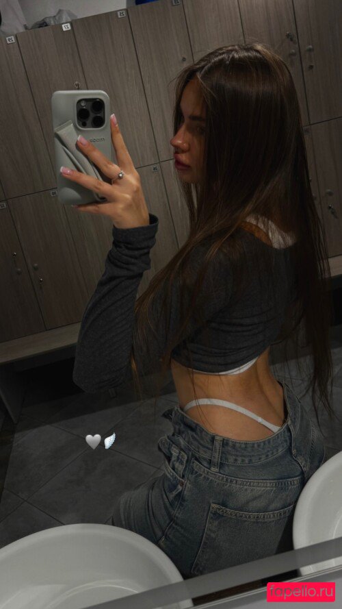 minilia Nude Onlyfans Photo 19