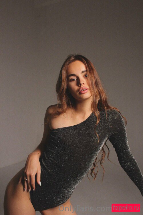 minilia Nude Onlyfans Photo 12