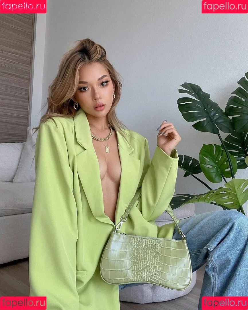 Sangyaychen Onlyfans Photo Gallery 