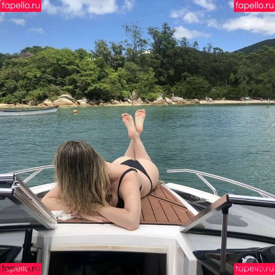 Ana Carolina Madeira Onlyfans Photo Gallery 