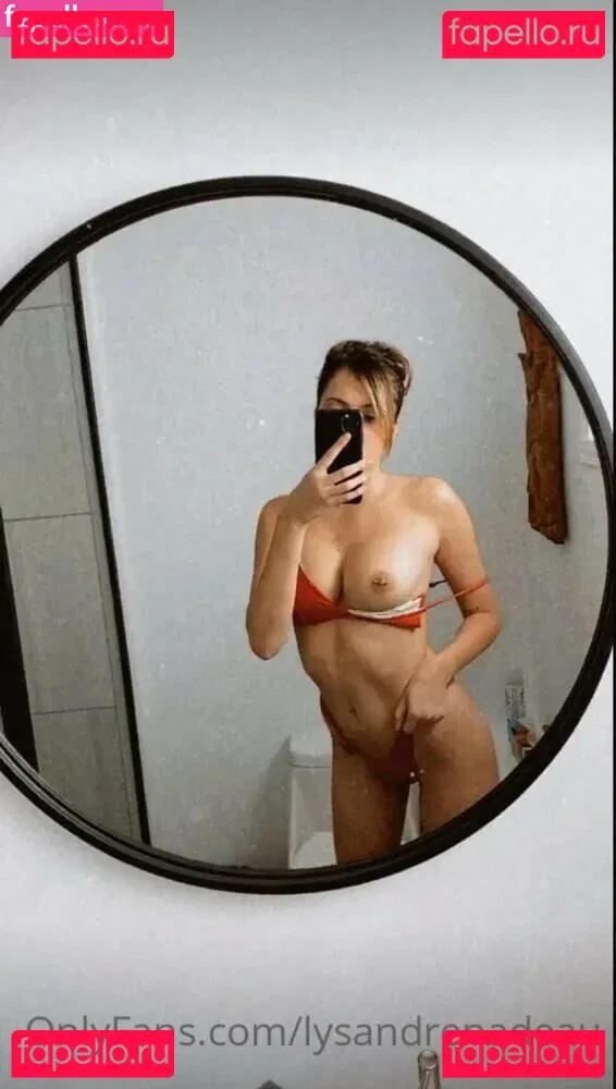 Lysandre NADEAU Onlyfans Photo Gallery 