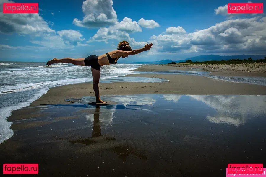 Lale Sezer Onlyfans Photo Gallery 