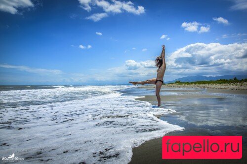 Lale Sezer Nude Onlyfans Photo 11