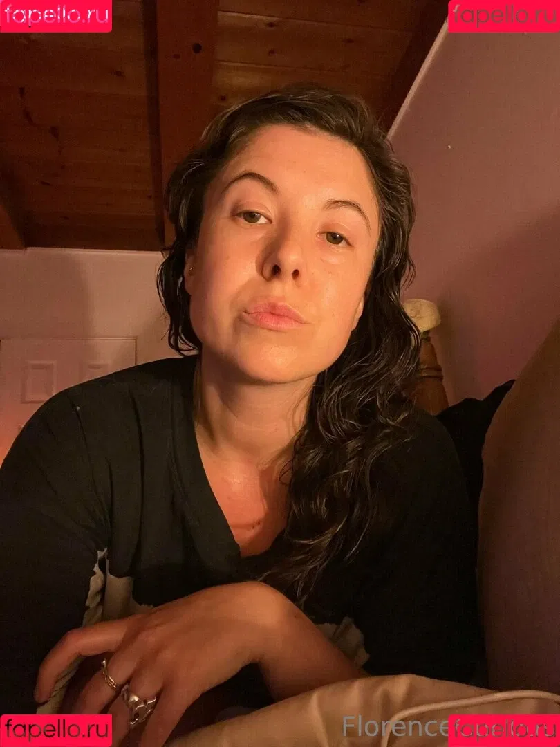 florencecurious Onlyfans Photo Gallery 