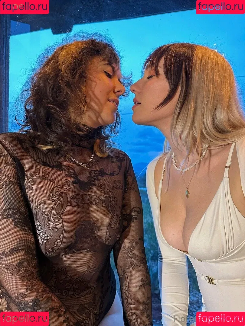 florencecurious Onlyfans Photo Gallery 