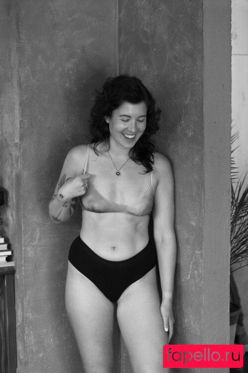 florencecurious Onlyfans Photo Gallery 