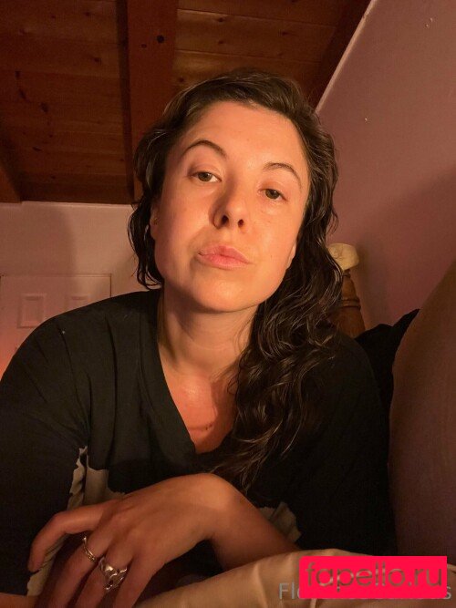 florencecurious Onlyfans Photo Gallery 