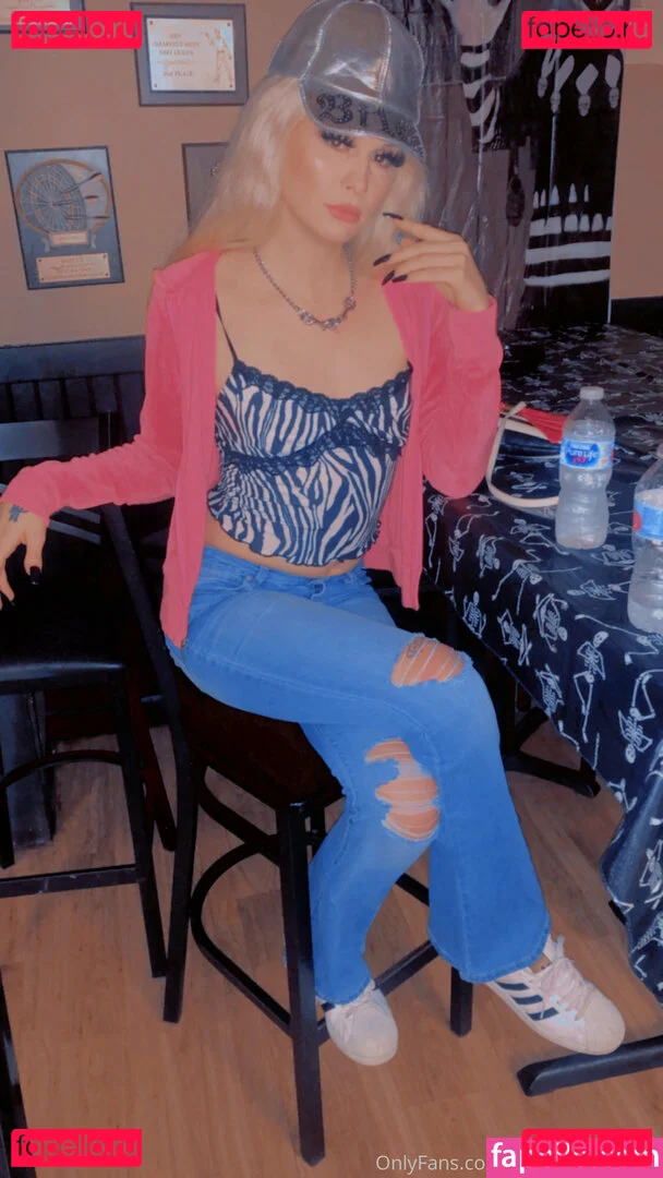 taytaypeepshow Onlyfans Photo Gallery 