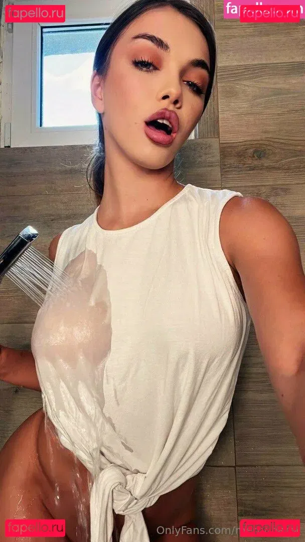 merry-berry Onlyfans Photo Gallery 