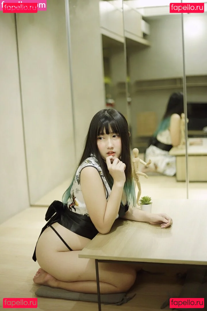 marel Onlyfans Photo Gallery 