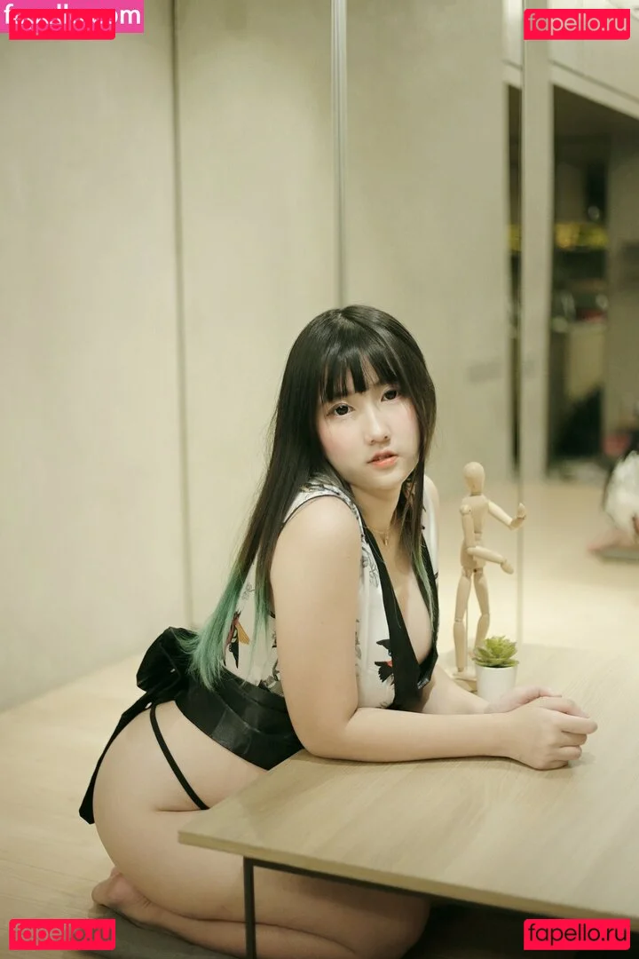 marel Onlyfans Photo Gallery 