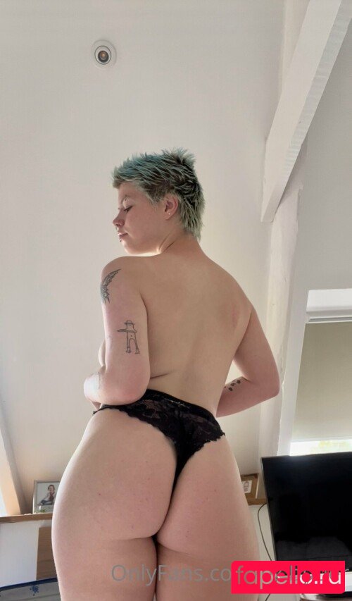 ez.butler Nude Onlyfans Photo 41