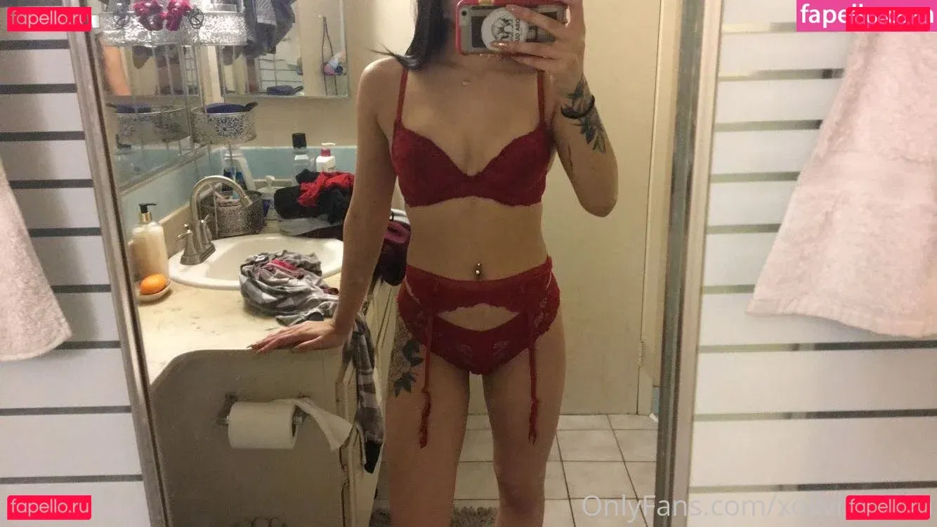 Olivia Ichika Onlyfans Photo Gallery 