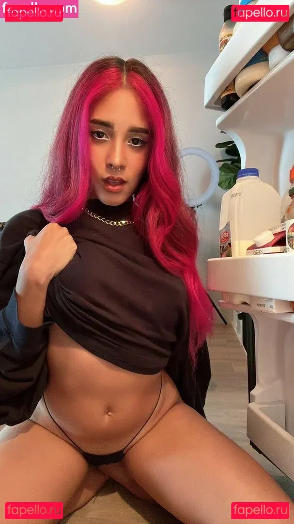 City Alien Onlyfans Photo Gallery 