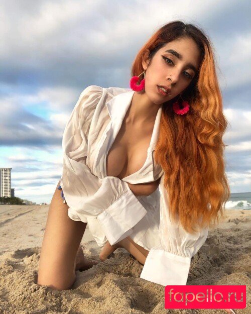 City Alien Onlyfans Photo Gallery 