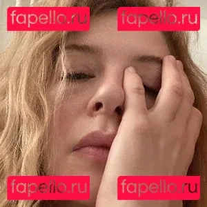 Rachelle Lefevre Onlyfans Photo Gallery 