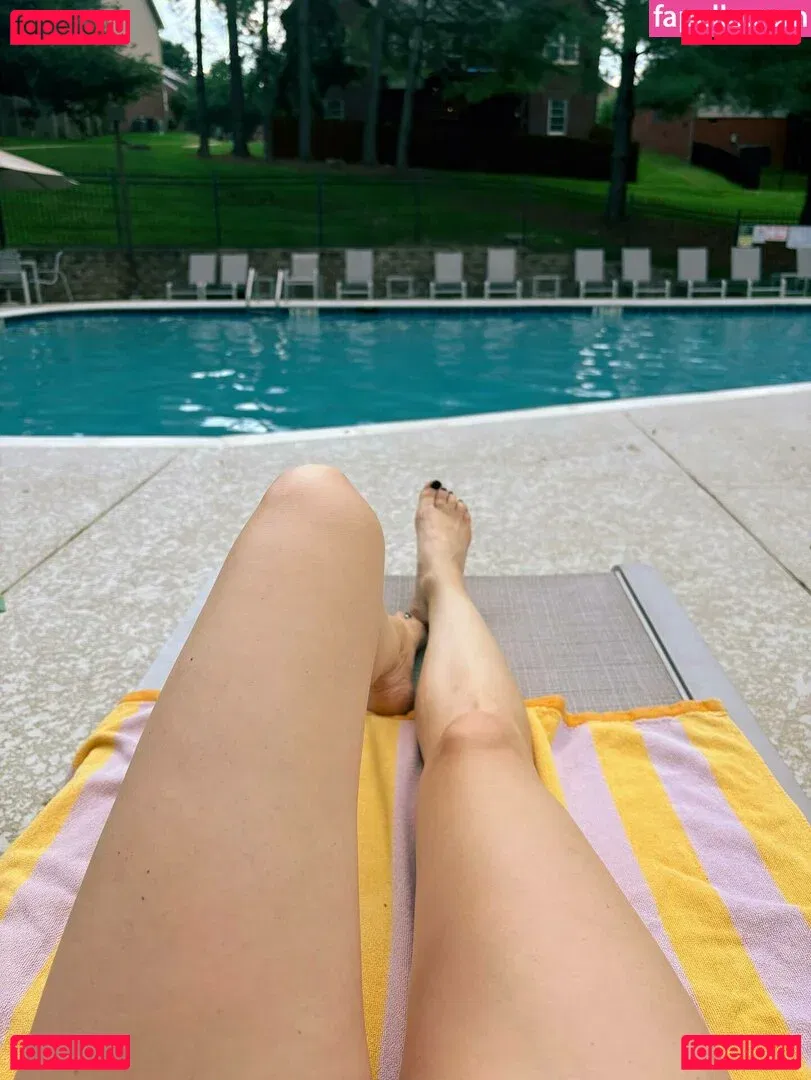 Rachelle Lefevre Onlyfans Photo Gallery 