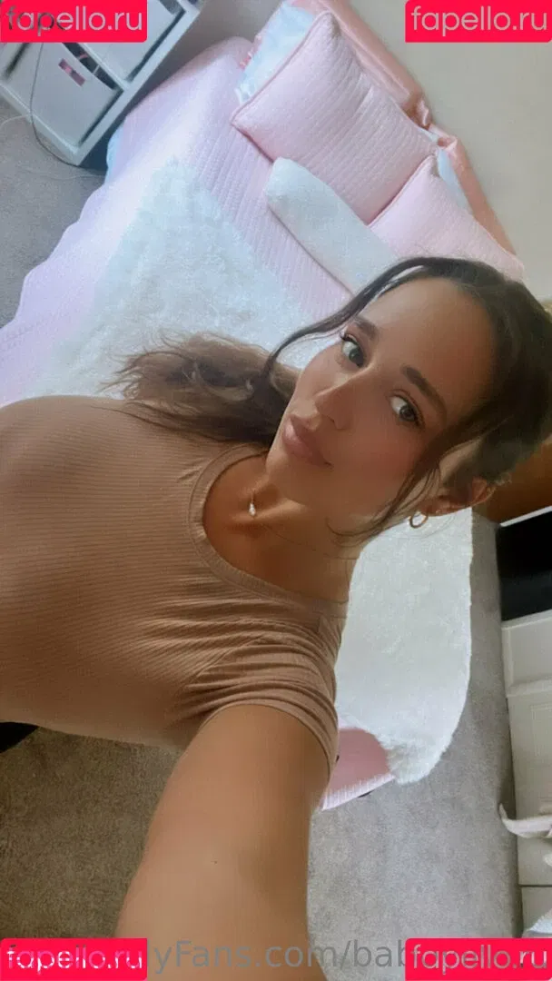 babbyliv36 Onlyfans Photo Gallery 