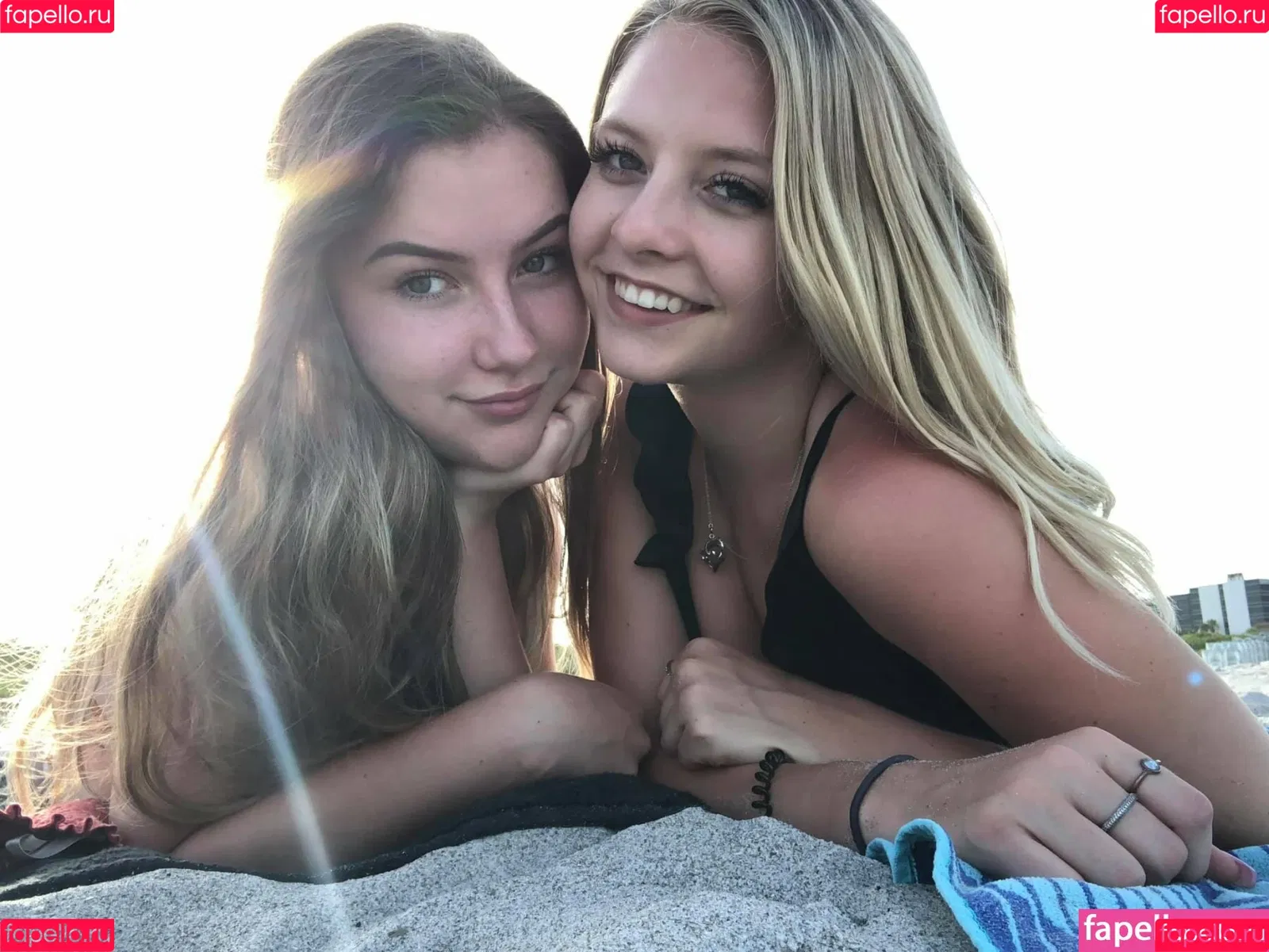 Lydia N Onlyfans Photo Gallery 