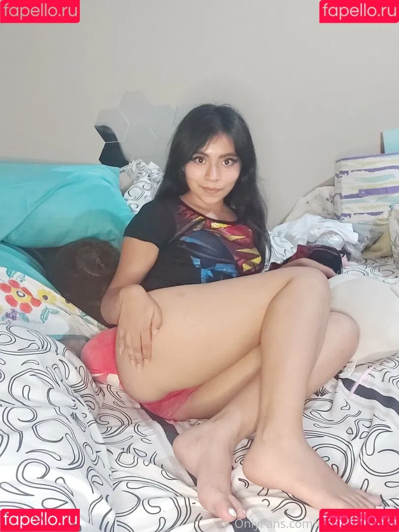 emilipetitefree Onlyfans Photo Gallery 