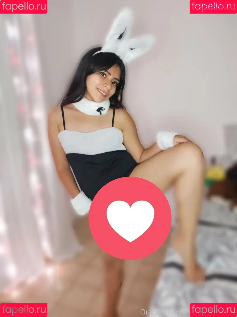 emilipetitefree Onlyfans Photo Gallery 
