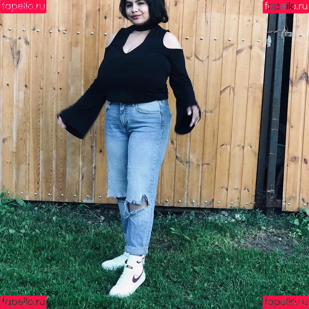Melannia Onlyfans Photo Gallery 