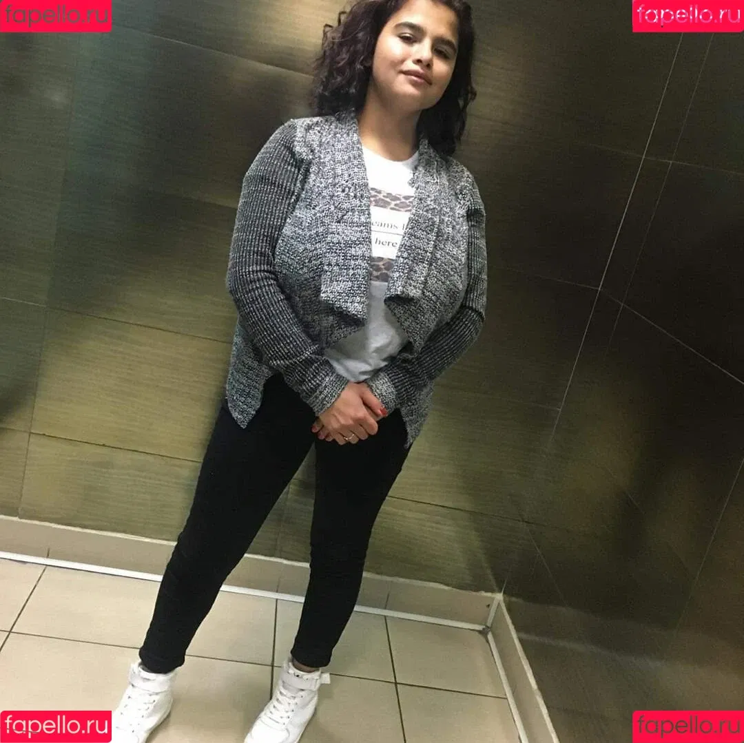 Melannia Onlyfans Photo Gallery 
