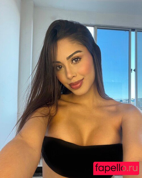 Sara Agudelo Onlyfans Photo Gallery 