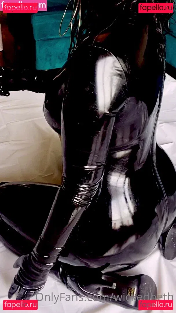 Wicked Beth Onlyfans Photo Gallery 