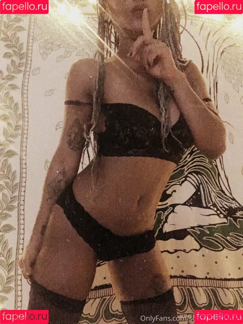 sourmoonstone Onlyfans Photo Gallery 