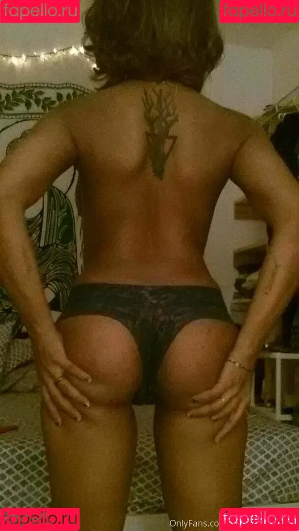 sourmoonstone Onlyfans Photo Gallery 