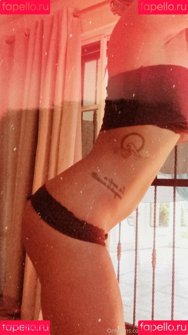 sourmoonstone Onlyfans Photo Gallery 