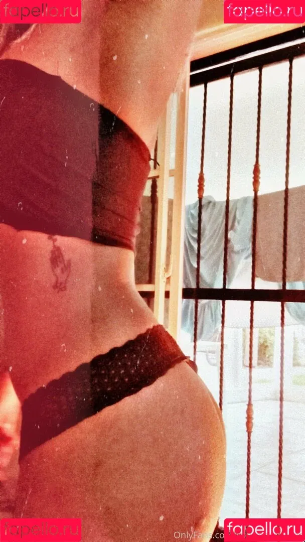 sourmoonstone Onlyfans Photo Gallery 