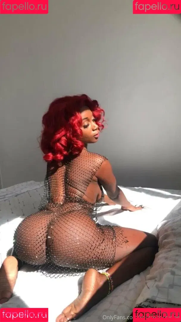 sourmoonstone Onlyfans Photo Gallery 