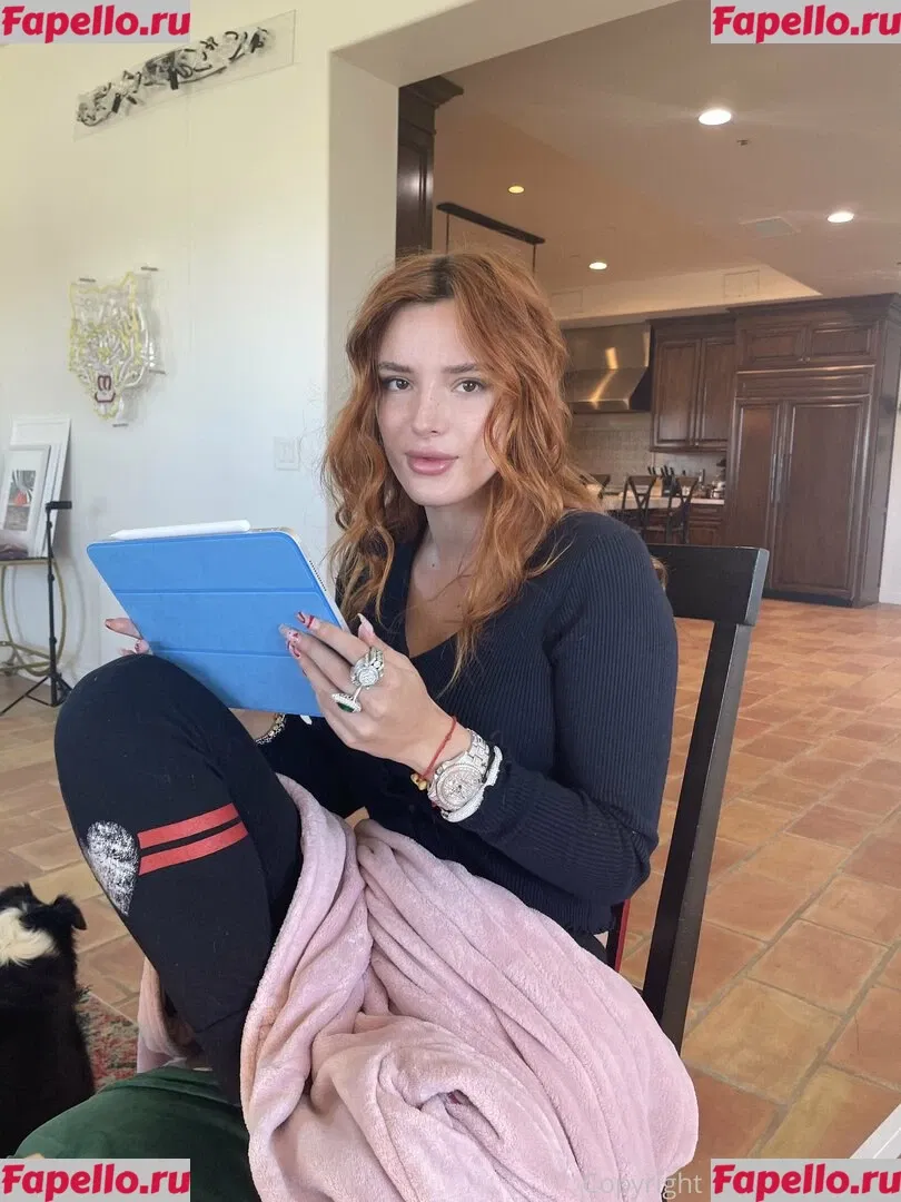 Bella Thorne Onlyfans Photo Gallery 