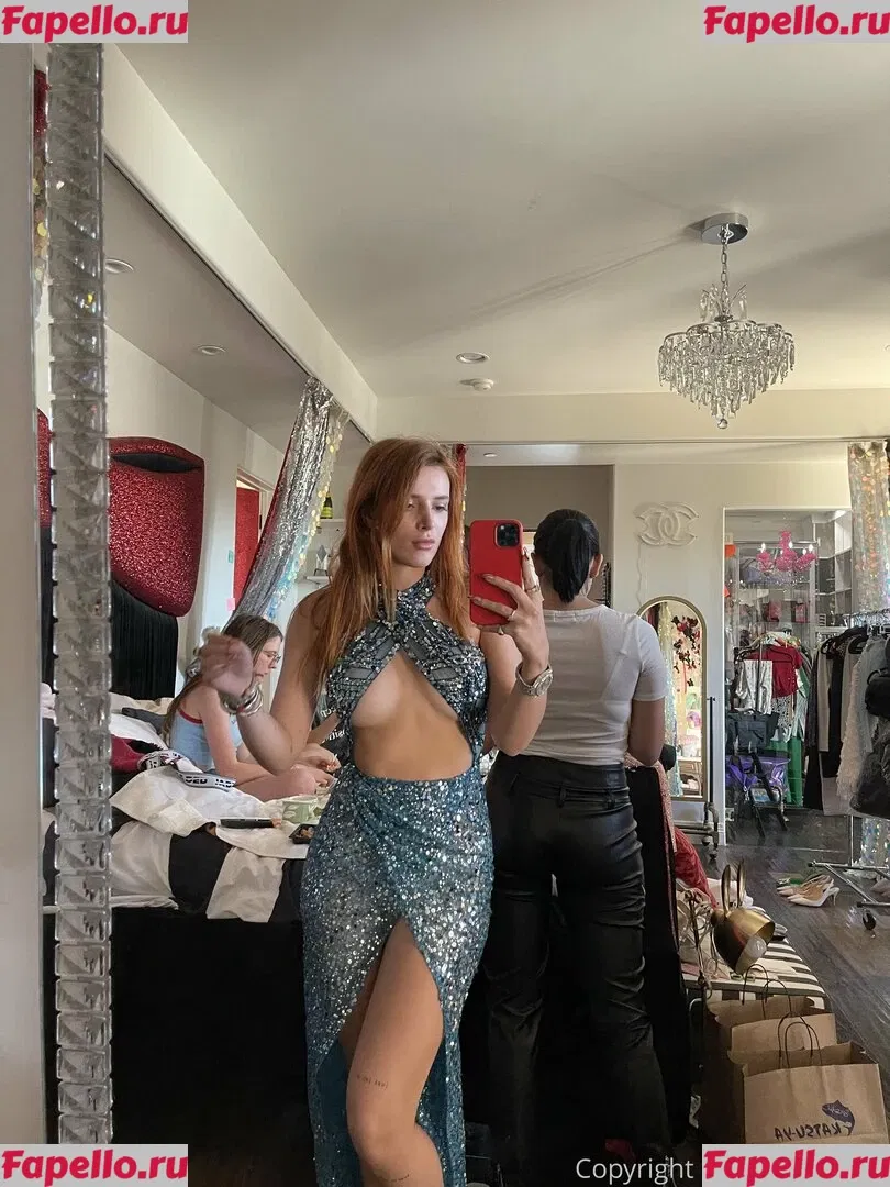 Bella Thorne Onlyfans Photo Gallery 