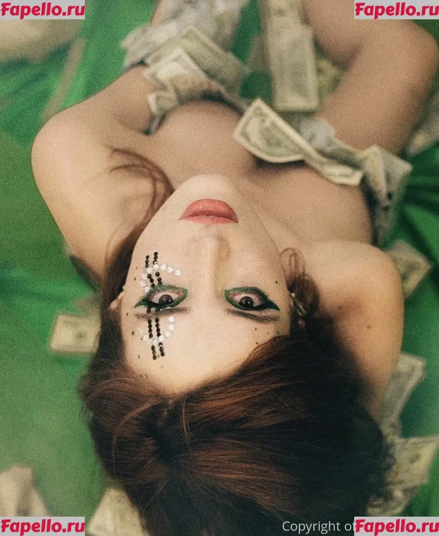 Bella Thorne Onlyfans Photo Gallery 
