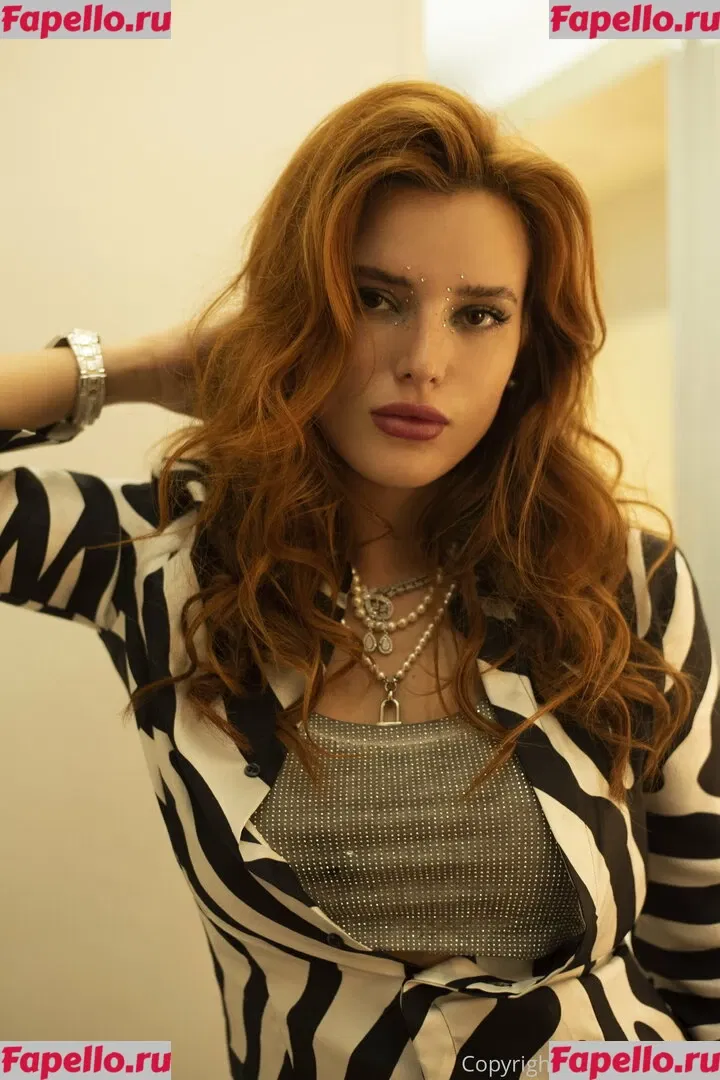 Bella Thorne Onlyfans Photo Gallery 
