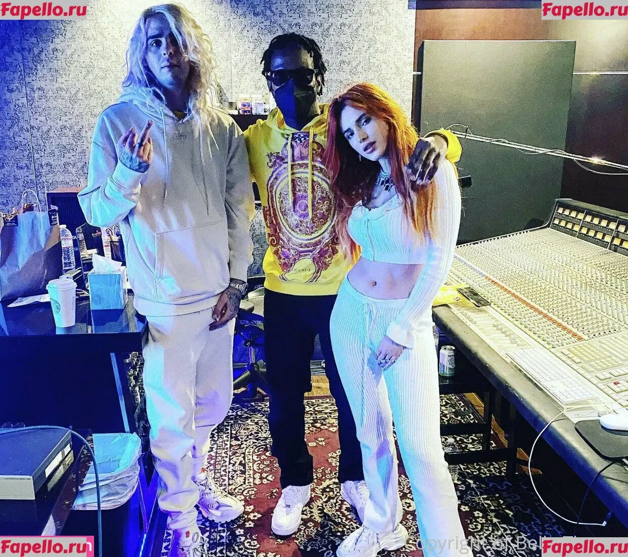 Bella Thorne Onlyfans Photo Gallery 
