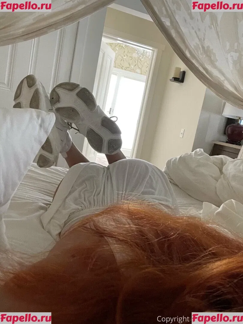 Bella Thorne Onlyfans Photo Gallery 