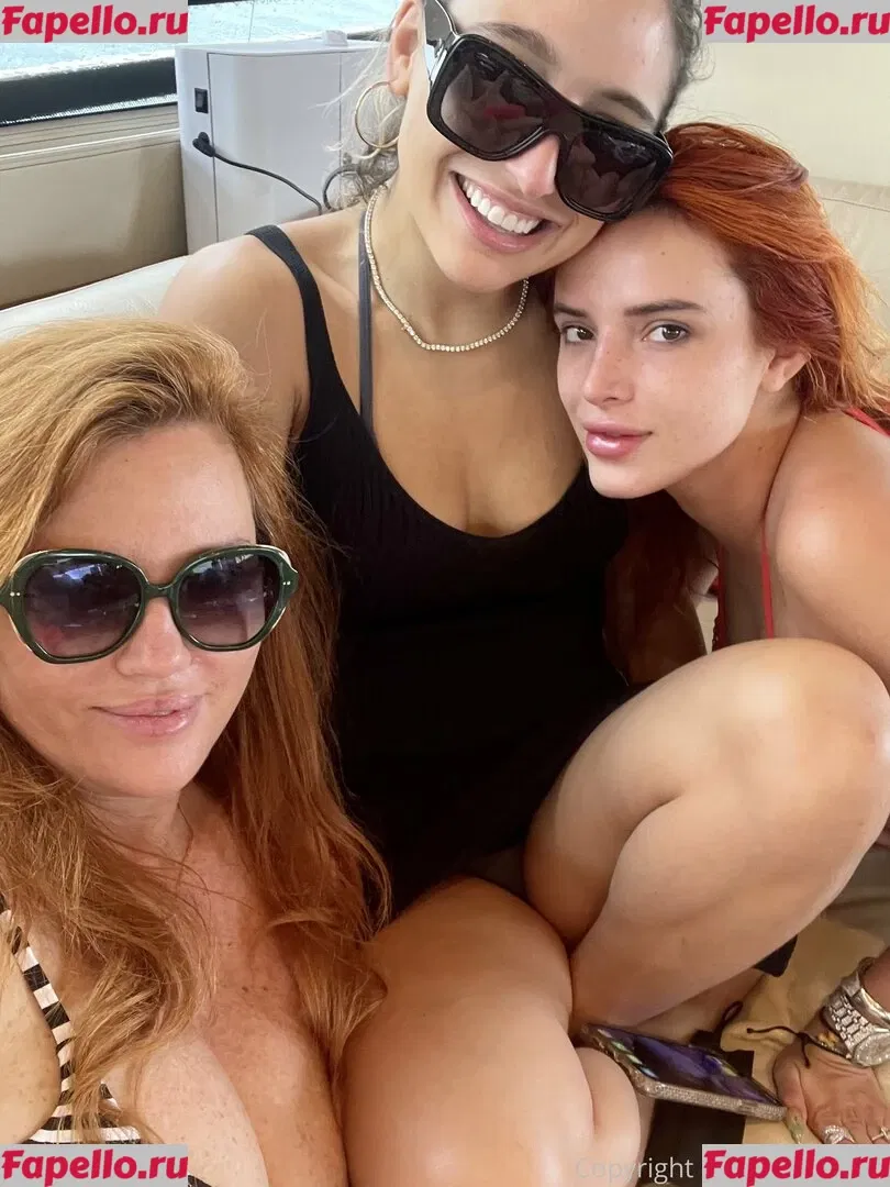 Bella Thorne Onlyfans Photo Gallery 