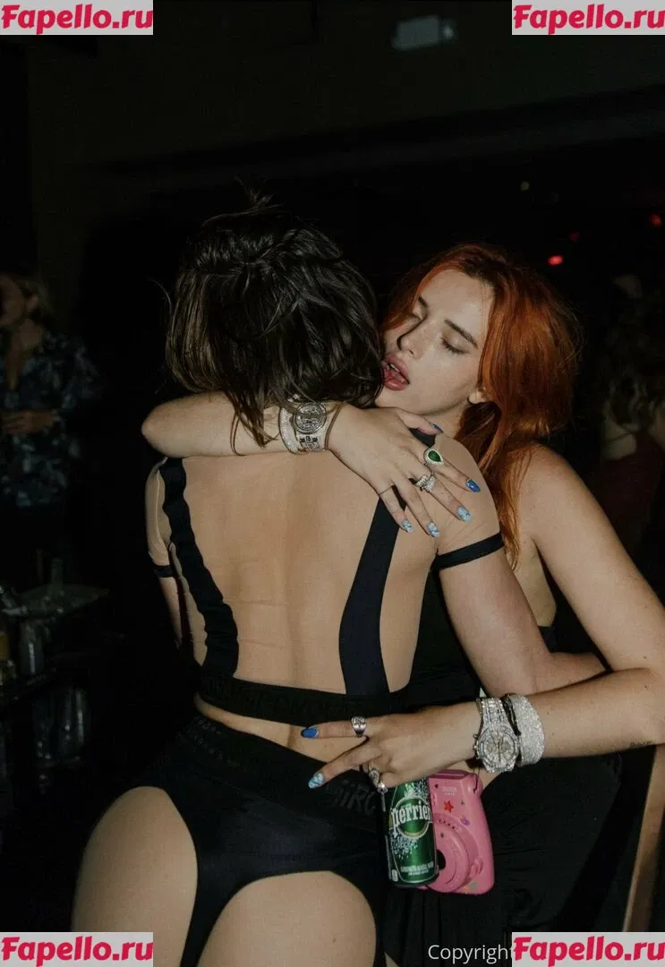 Bella Thorne Onlyfans Photo Gallery 