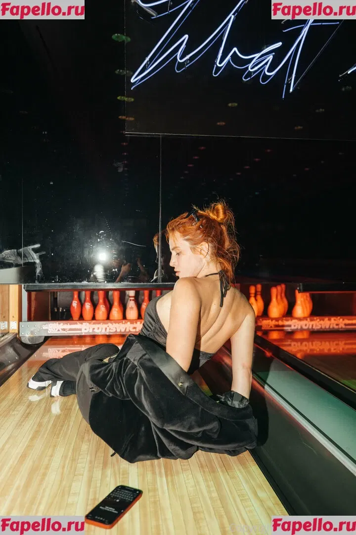 Bella Thorne Onlyfans Photo Gallery 